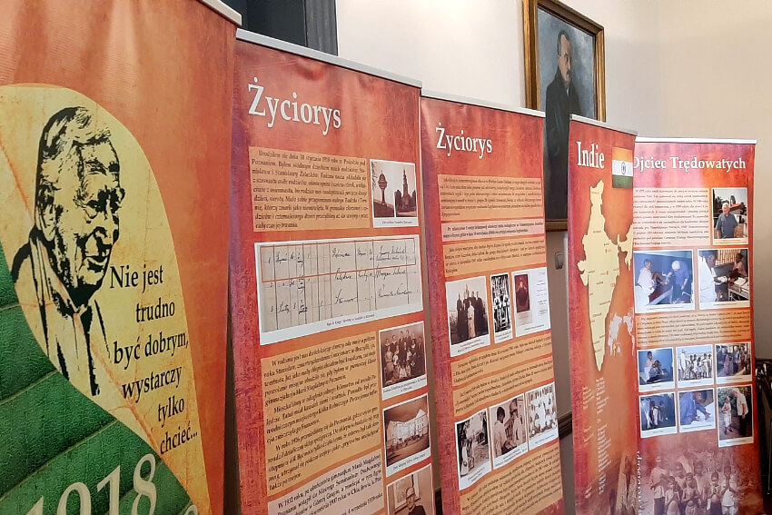 Wystawa o ojcu Marianie Żelazku SVD w stolicy Podhala