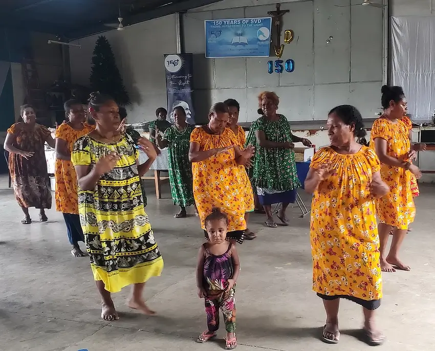 zszablow 150svd erima06