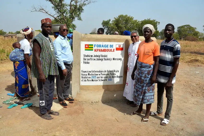 kpamboue swjadwiga togo25