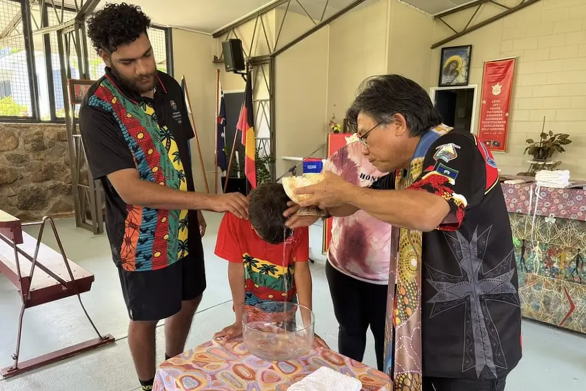 Palm Island - wspólnota kultury, wiary i spotkania